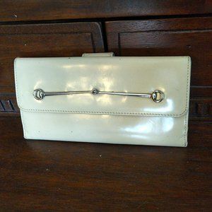 Y2k vtg GUCCI patent vanilla gold long wallet - excellent Collectors item.